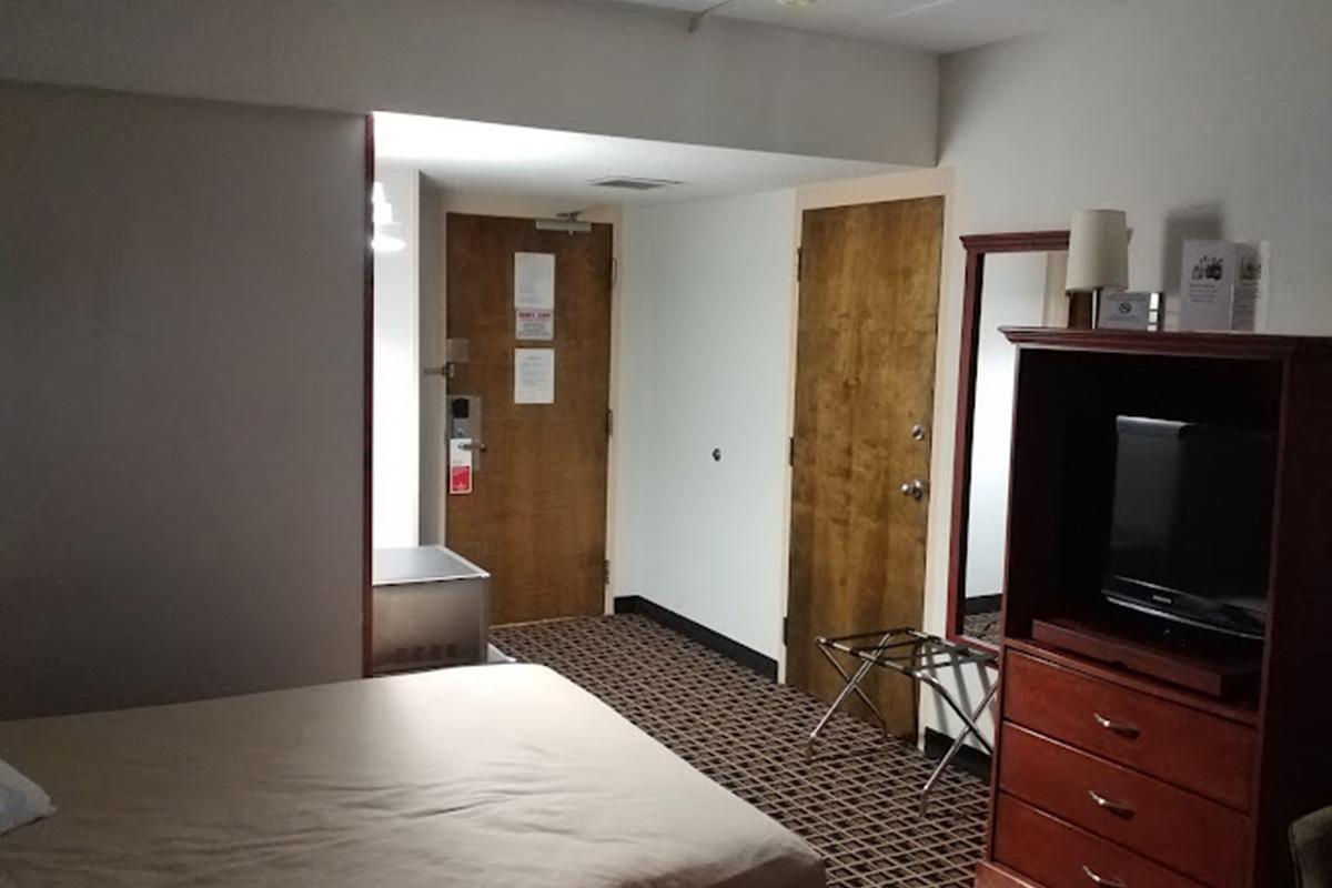 Ramada By Wyndham Yorkton Hotel ภายนอก รูปภาพ