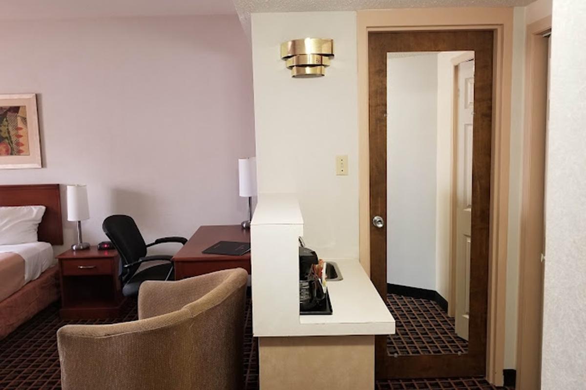 Ramada By Wyndham Yorkton Hotel ภายนอก รูปภาพ